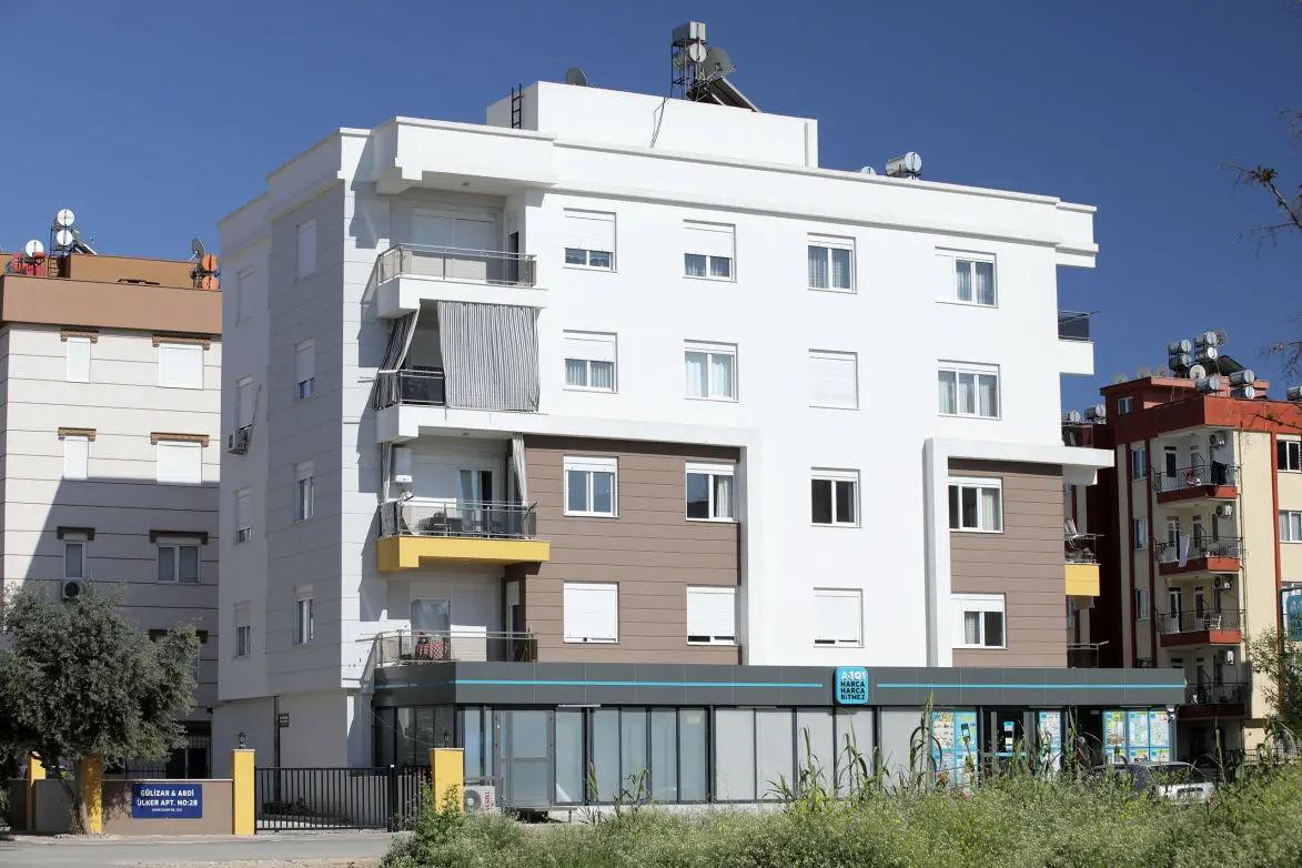 Gülizar Apartmanı