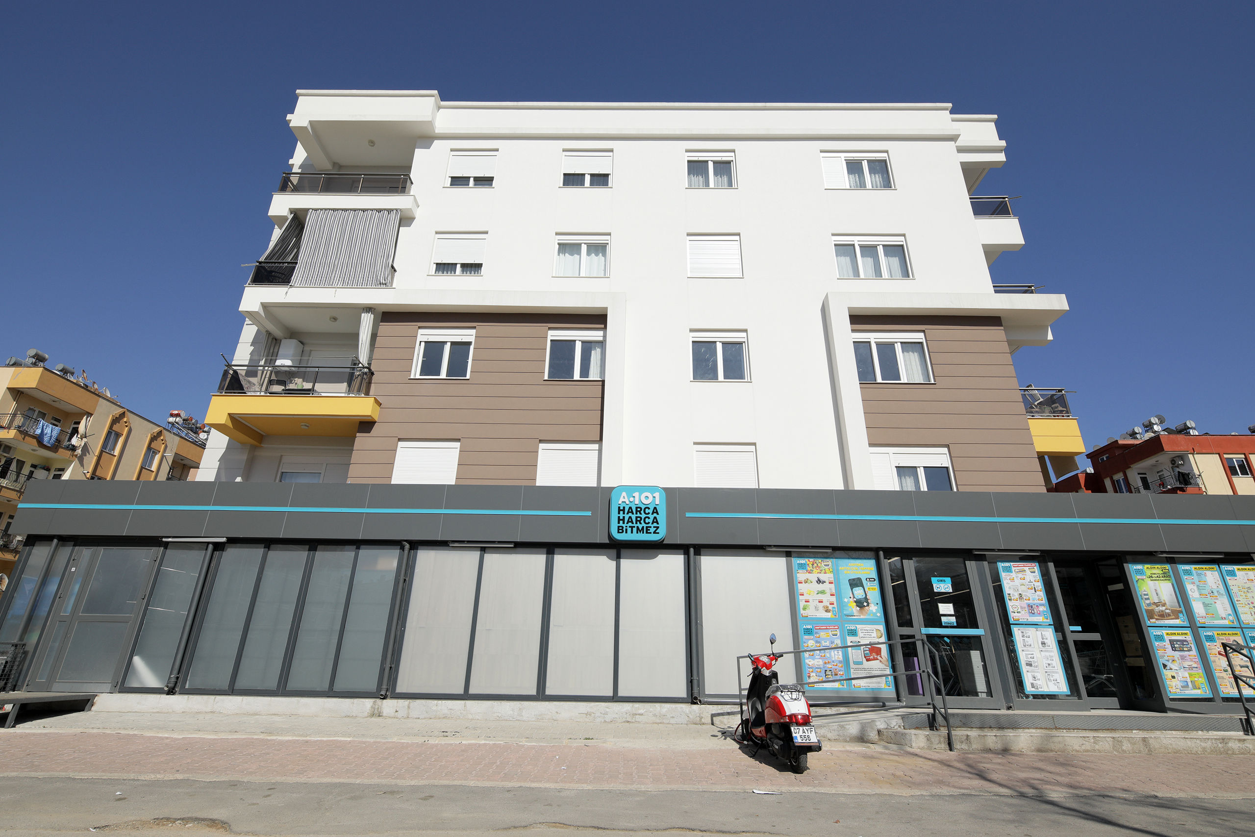 Gülizar Apartmanı